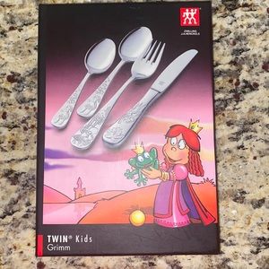 NWT- ZWILLING J.A Henckels AG Grimm Twin Kids 4 piece Cultery ideal for children
